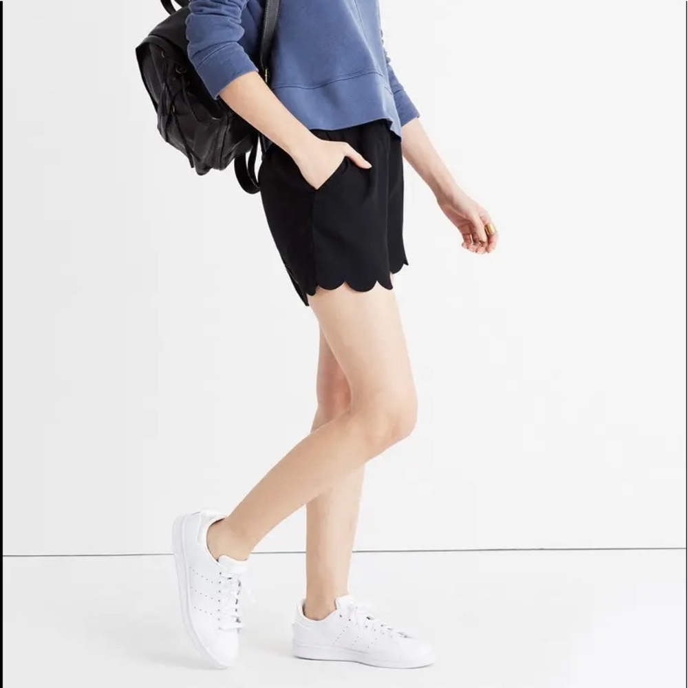 🦋3/$20 Madewell Scalloped Hem Shorts S - Picture 2 of 7